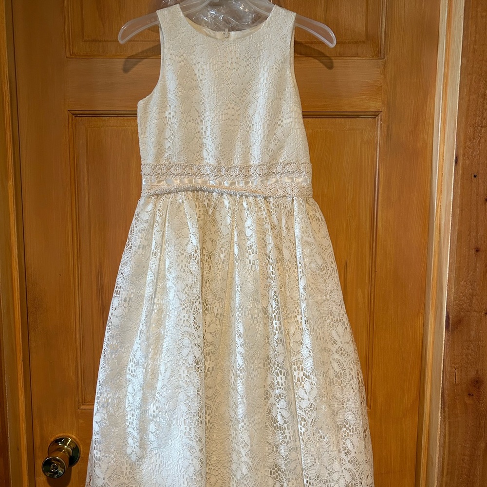 Lace flower girl dress